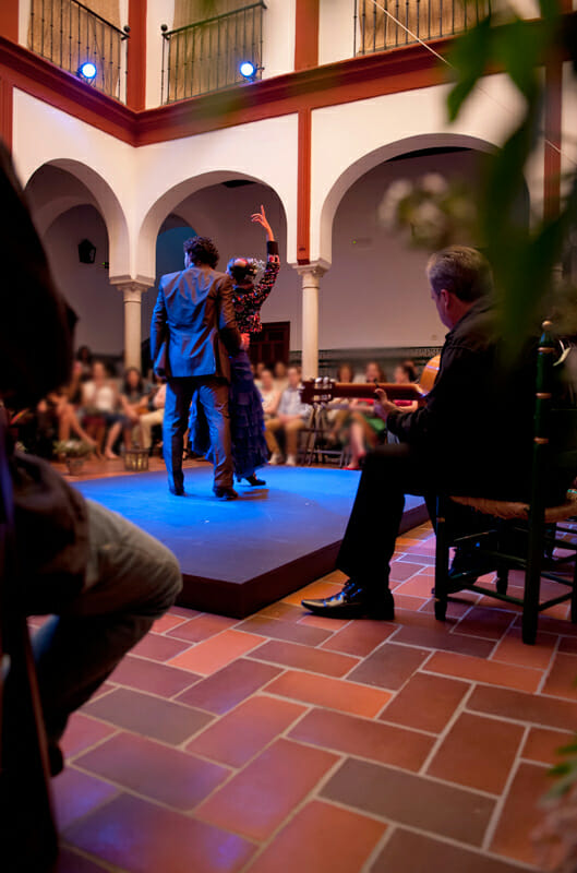 Фламенко в Севилье танец